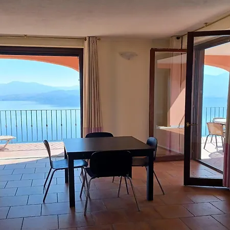 Apartman Apartment In Oggebbio With Lake Maggiore Views, Cleaning Included *